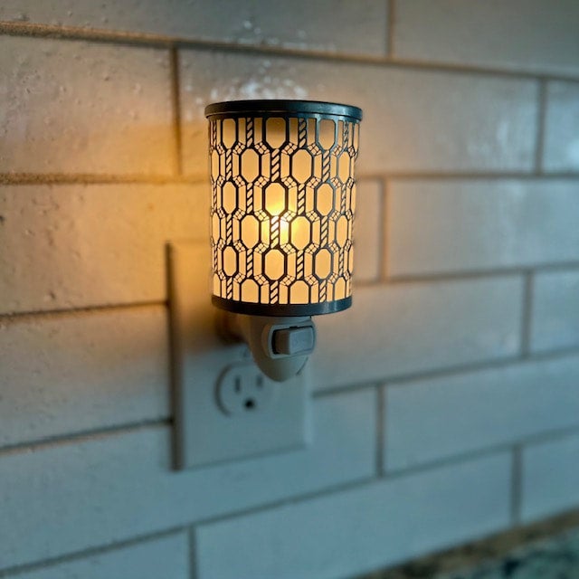 Shop All Fender Farmhouse Co